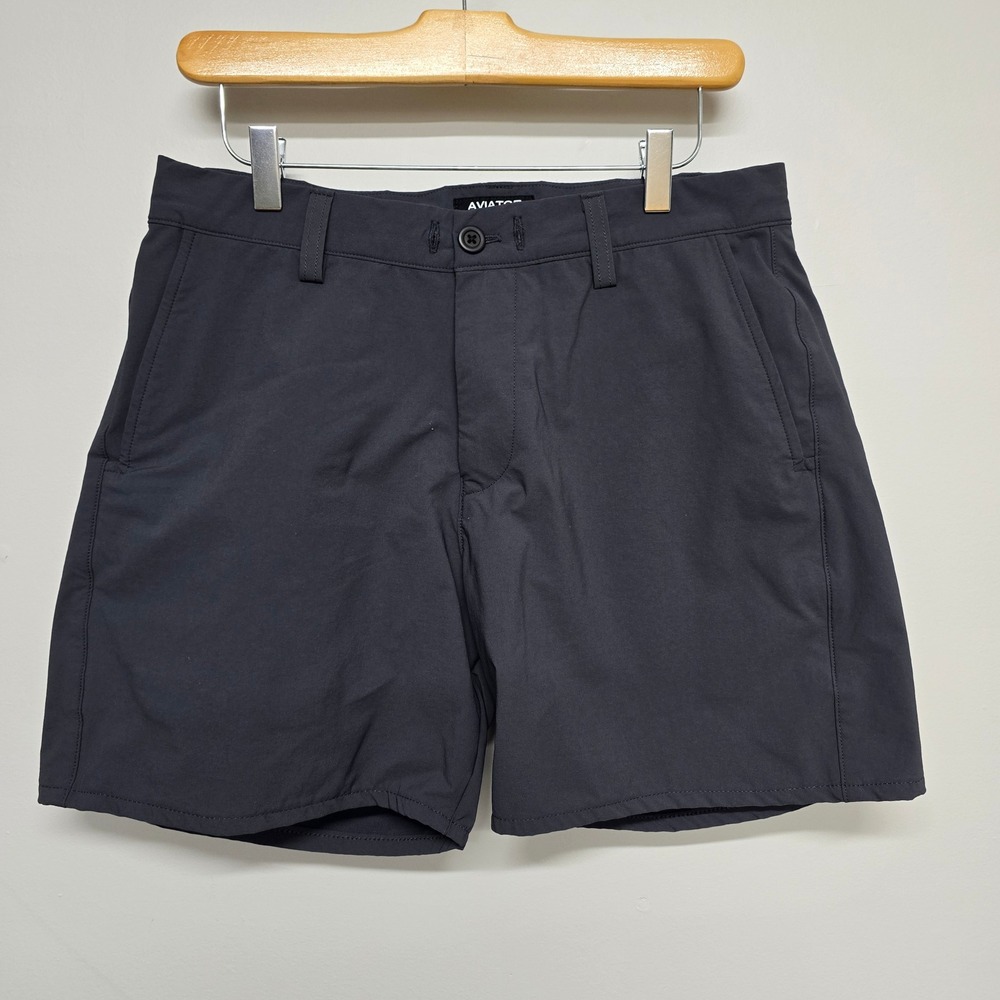Aviator Non Stop Short Mens 32 Gray Nylon Spandex Stretch Travel Gorpcore